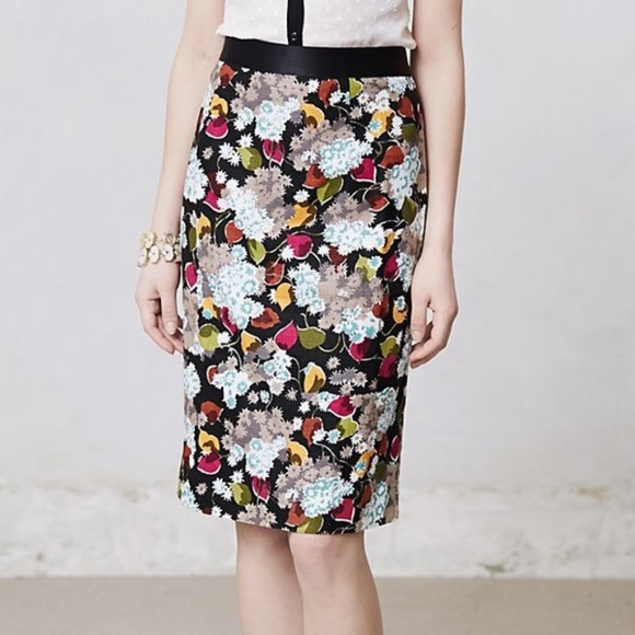 Anthropologie Dresses & Skirts - Girls From Savoy Linen Blend Foral Pencil Skirt